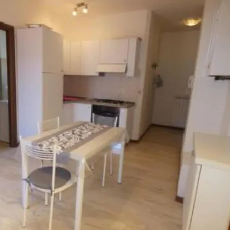 Apartamento Capocci 10 *