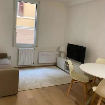 Apartamento Capocci 10 *